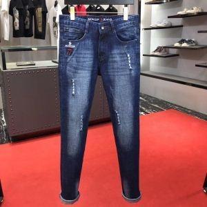 Số lượng hạn chế doanh số bán hàng Moncler Moncler Good Jeans với sự chú ý cao _ Moncler moncler_ Thương hiệu giá rẻ 