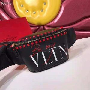 Xuất hiện với giá hợp thời trang mùa này bây giờ là chiếc túi vai Valentino Valentino nóng nhất Multi -Molored _ Valentino Valentino_ Thương hiệu giá rẻ (lớp lớn nhất của )