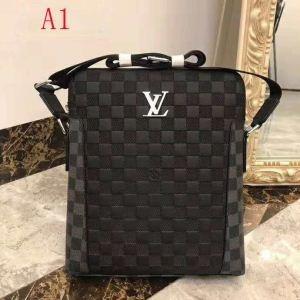Túi đeo chéo Louis Vuitton nam thiết kế độc đáo Louis Vuitton giá thành tốt nhất việt nam 