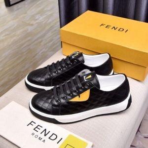 Fendi sneaker da đen ren lên giày Bugs41775468 Phối hợp Fendi rất dễ dàng