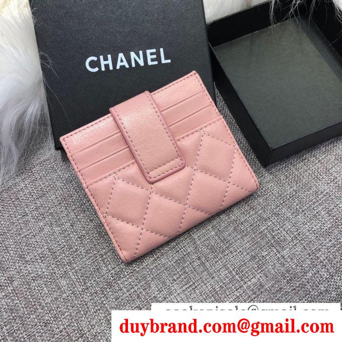  財布 コピー 2019春夏で高く注目されたコレクション新品 ユニーク chanel ユニセックス ブラック ピンク 最安値
