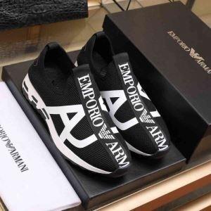 Armani Armani Giày thông thường 2 Lựa chọn màu sắc ở nước ngoài có mặt hàng phong cách thời trang 2019 Mùa xuân / Mùa hè mới