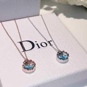 Những người nổi tiếng ở nước ngoài đang thu hút sự chú ý của Dior Dior Vòng cổ 2 Màu sắc chọn trong Bộ sưu tập Xuân / Hè 2019 _ Dior Dior_ Thương hiệu giá rẻ 