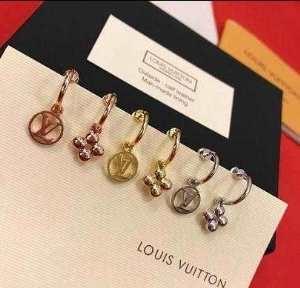Xỏ lỗ mùa thu Louis Vuitton Mù...