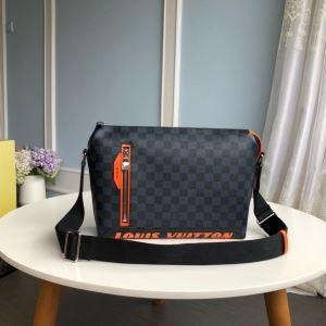 Túi xách của Louis Vuitton dễ dàng và hợp thời