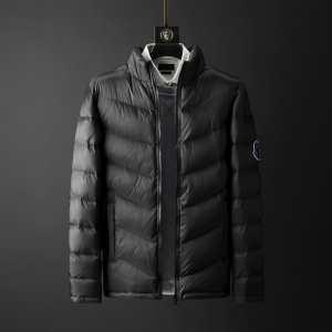 Màu sắc được lựa chọn rất cao, nhưng Moncler Moncler Moncler Moncler Moncler Một chiếc áo khoác của nam giới có màu sắc sinh động với tọa độ mùa thu / mùa đông vào mùa thu / mùa đông _ moncler moncler_ Thương hiệu giá rẻ (lớn nhất )