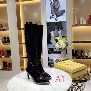 Fendi Fendi Folds Fall / Winter Natural Corde Leather Boots Cài đặt đôi giày da thời trang thời trang
