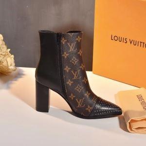 Louis Vuitton Easy -to -use Lo...