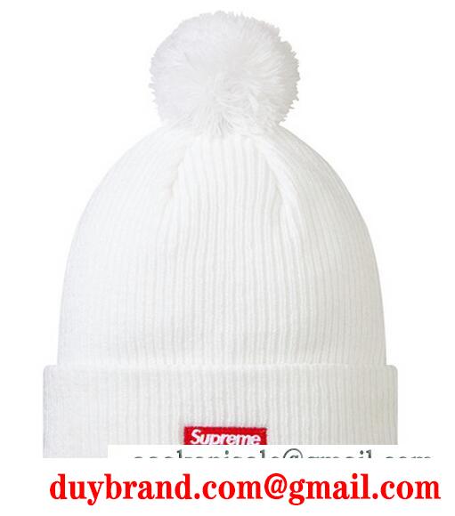 秋冬に使うボンボン付きのsupreme 偽物 シュプリーム ホワイトのニット帽子