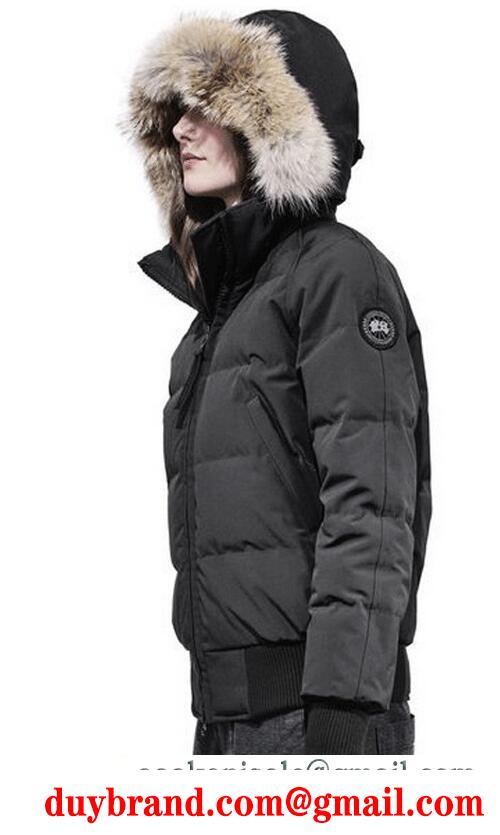 最高の防寒性とデザインの良いCANADA goose カナダグース女性用の3色選択可能のダウンジャケット