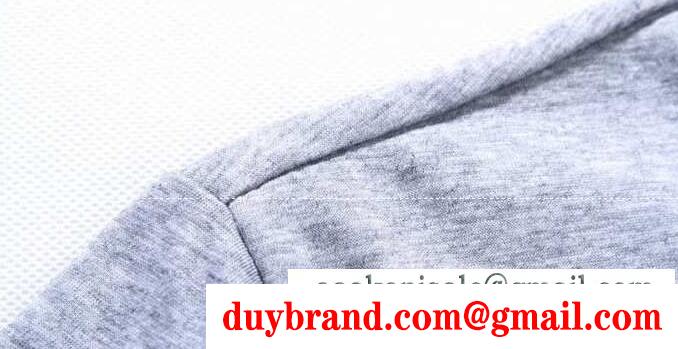 海外セレブ愛用のアルマーニ、Armaniの滑らかな肌触りは絶品な3色選択可能のメンズ半袖Tシャツ