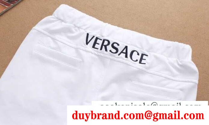 白と黒のメンズ ヴェルサーチ シャツ 激安大特価爆買い versace jeans クルーネックtシャツ 半袖