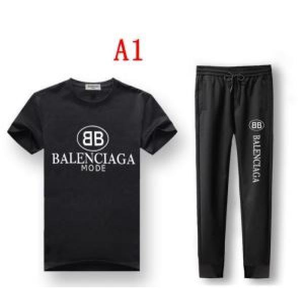 Xu hướng mùa xuân / mùa hè 2019 Balenciaga Balenciaga Upper và Lower Set Lựa chọn nhiều màu sắc này