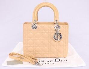 Túi xách Dior Bag Dories nổi tiếng cổ điển Dior với Bữa tiệc 2way Bữa tiệc đi lại