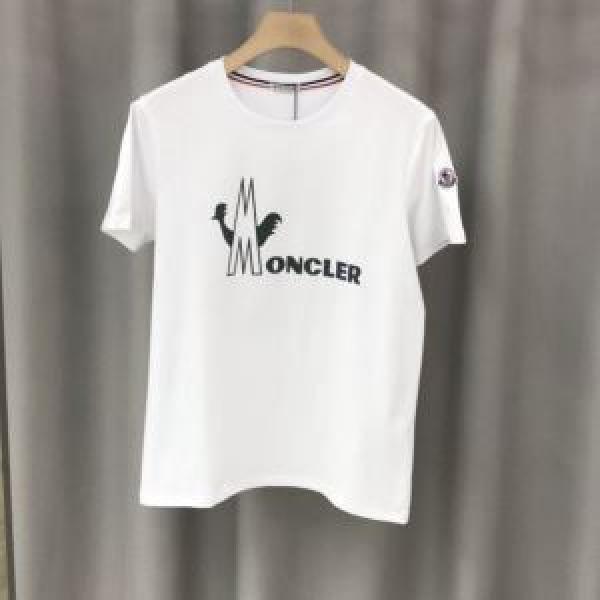 Lựa chọn hai màu ngắn -sleeved t -shirts để tăng mức độ hoàn thành của tọa độ giá hiệu quả Moncler Moncler hấp dẫn hơn _ tay áo ngắn T -shirt