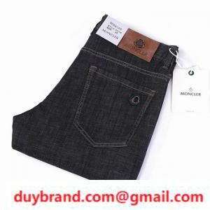 Moncler Moncler Mail đặt hàng jean đen sành điệu giản dị