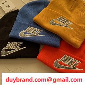 Nike x Supreme 4 Màu sắc được chọn những chiếc mũ phổ biến mùa thu / mùa đông thời trang tối cao