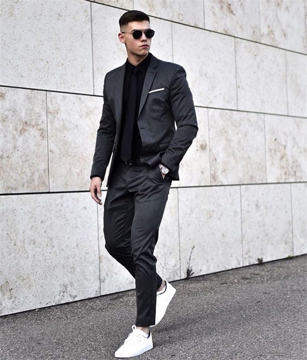 phoi-do-all-black-Urban-Men-Outfits-elle-man-1.jpg
