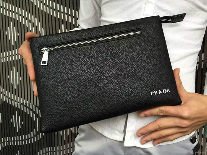 Mẫu ví cầm tay nam Prada đẹp và đáng mua nhất
